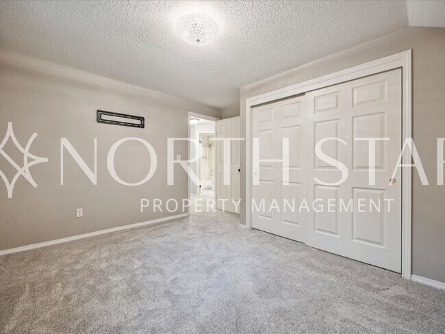 Building Photo - Sunning SW Portland Family Home for Rent