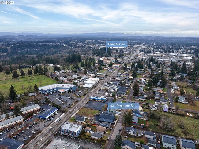 Building Photo - 931 Prospect St