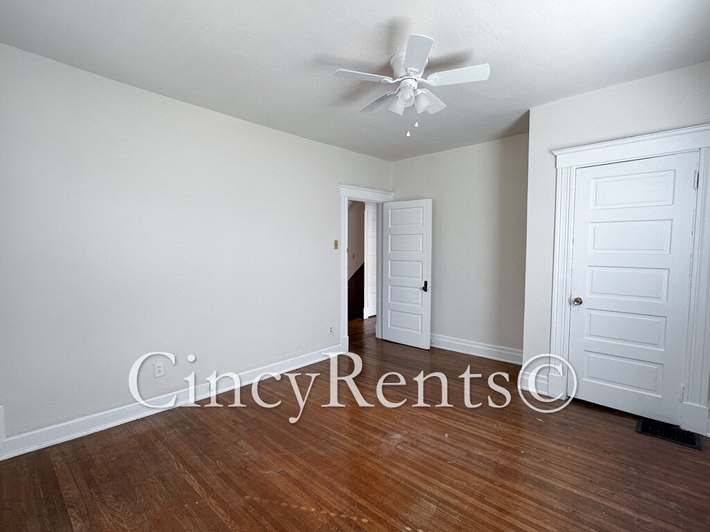 Building Photo - 3570 Edwards Rd