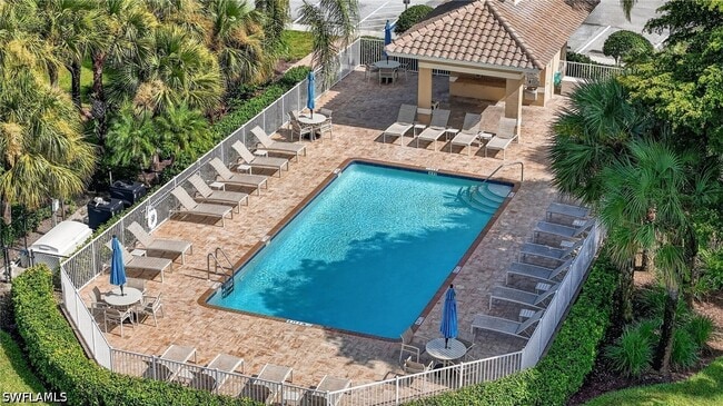 Building Photo - 3820 Sawgrass Way