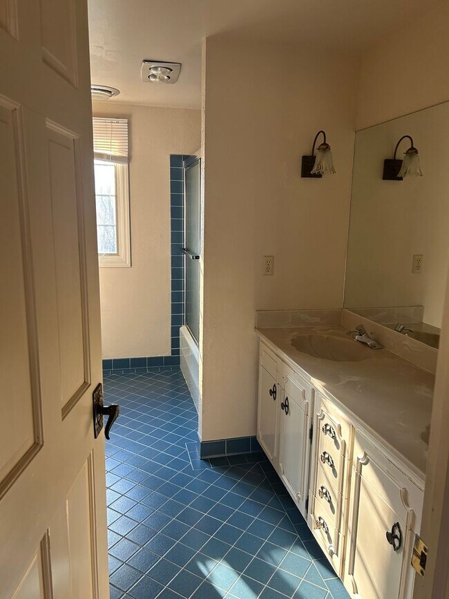 Building Photo - Spacious Gregory Hills Home | 4,000 SF • 4 Bed • 3.5 Bath • Fenced Yard