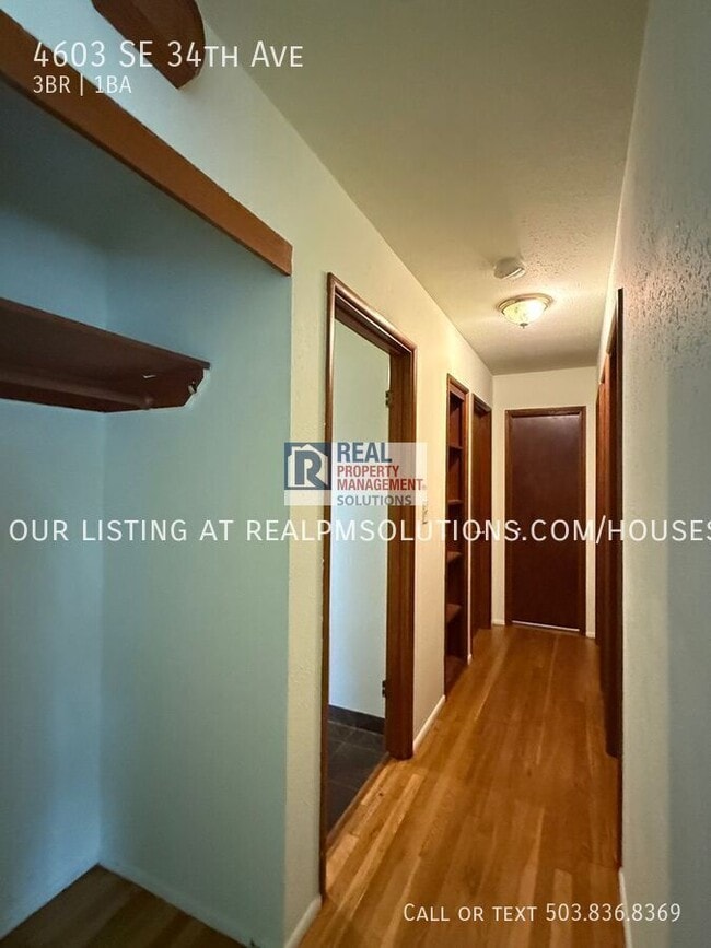 Building Photo - 4603 SE 34th Ave