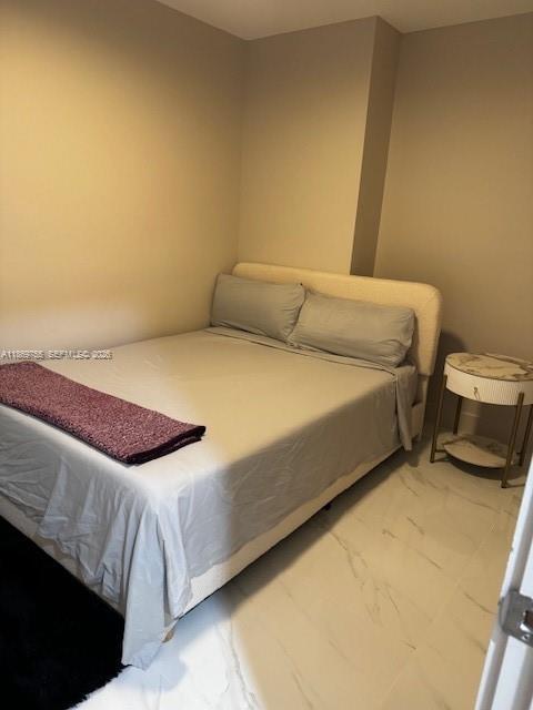 Building Photo - 700 NE 24th St