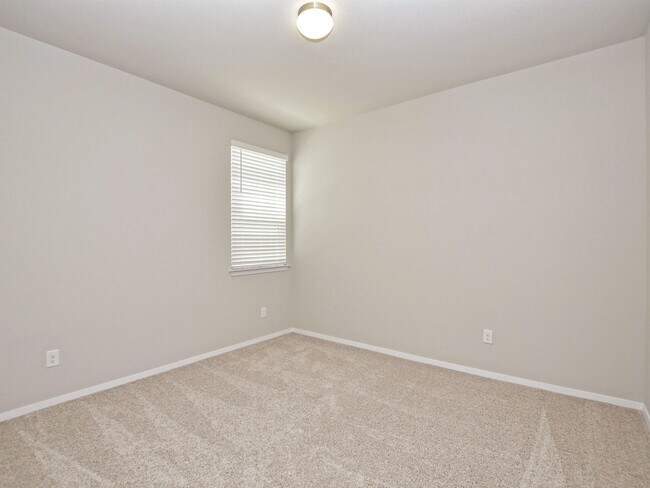 Building Photo - 3 BR/2 BA - 1437 SF in KYLE - Casseta Ranch!