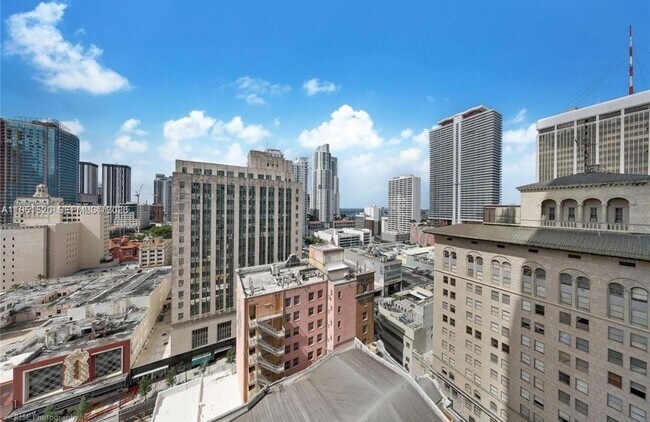 Building Photo - 151 SE 1st St