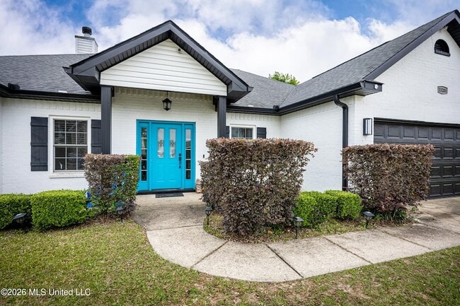 Building Photo - 15208 Lisa Dr