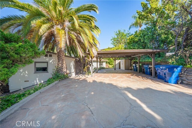 Building Photo - 3268 Dos Palos Dr