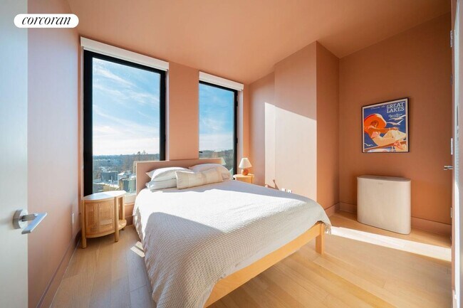 Building Photo - 111 Montgomery St