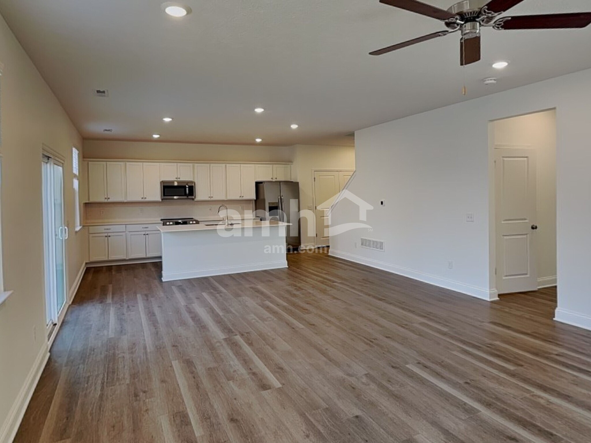 Building Photo - 206 Deanscroft Dr