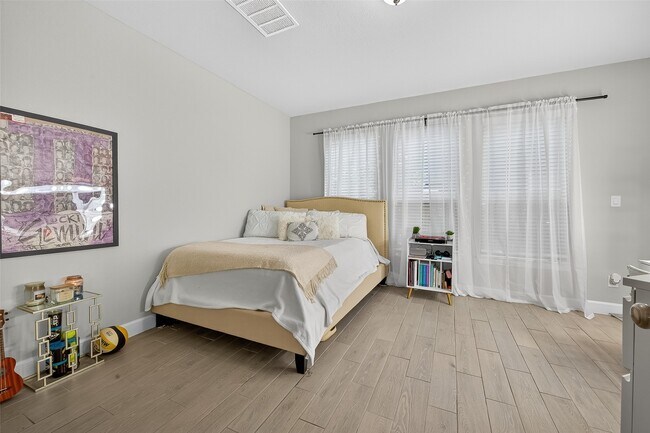 Primary Photo - 2013 Kirby Landing Dr