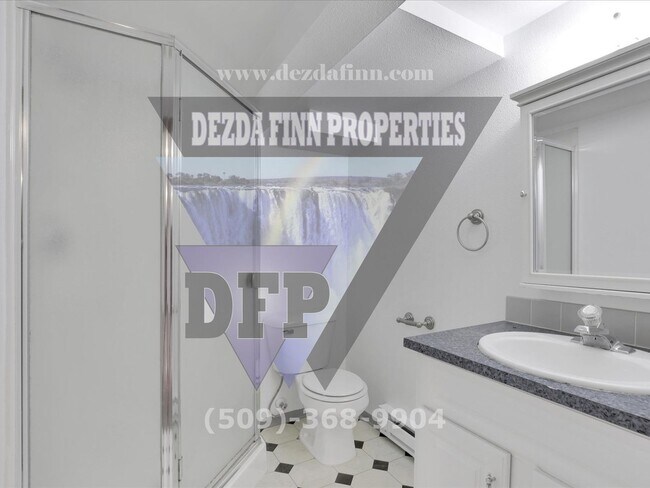 Building Photo - Charming Shadle District 3 bedroom with RV...