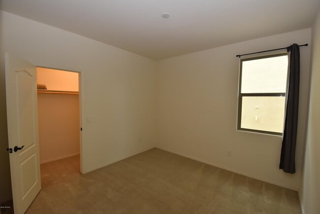 Building Photo - 6658 E Via Pampas Morenas
