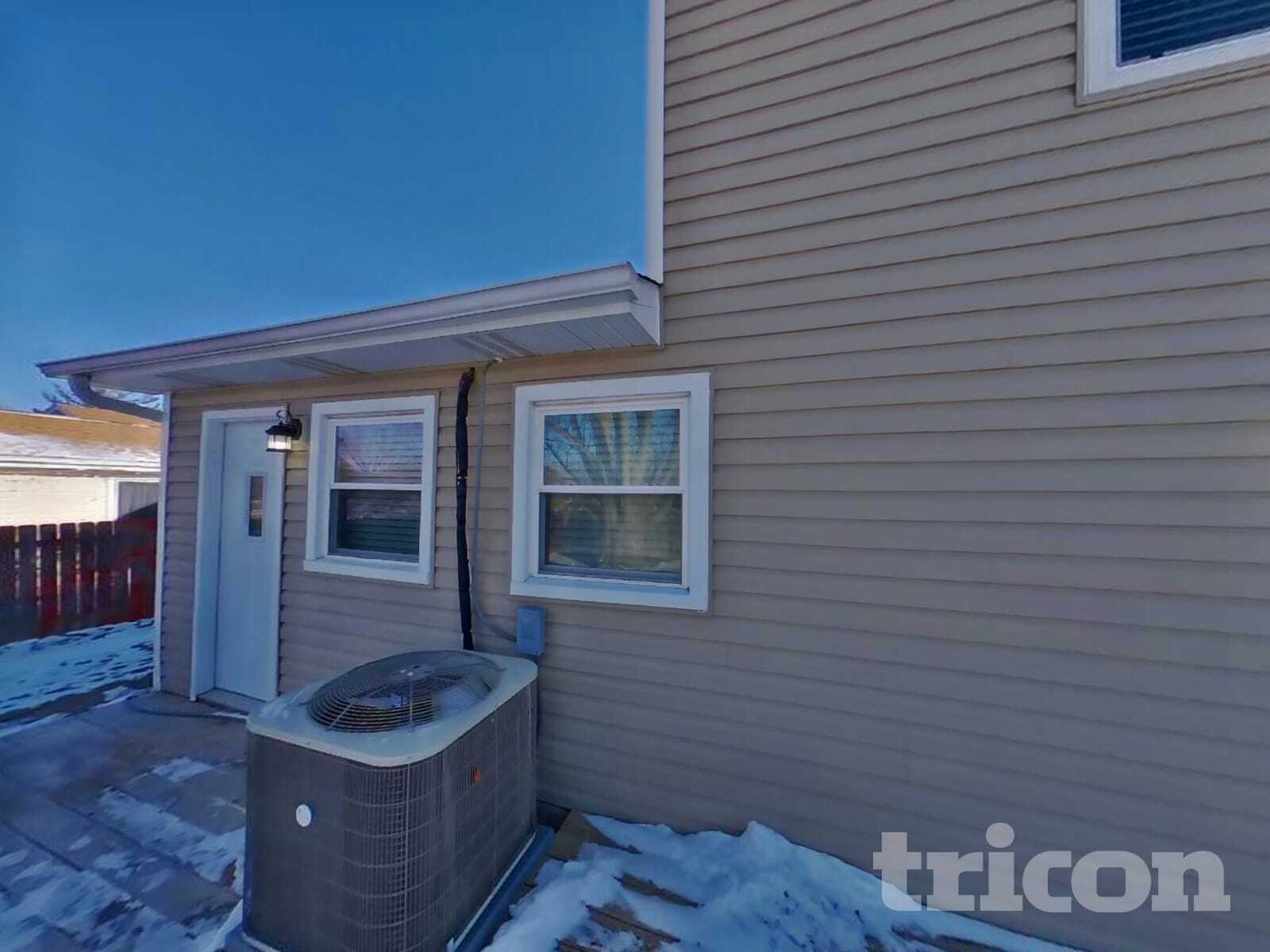 Building Photo - 155 Ramblewood Ln