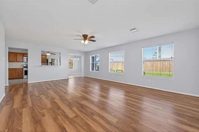 Building Photo - 19215 Hikers Trail Dr