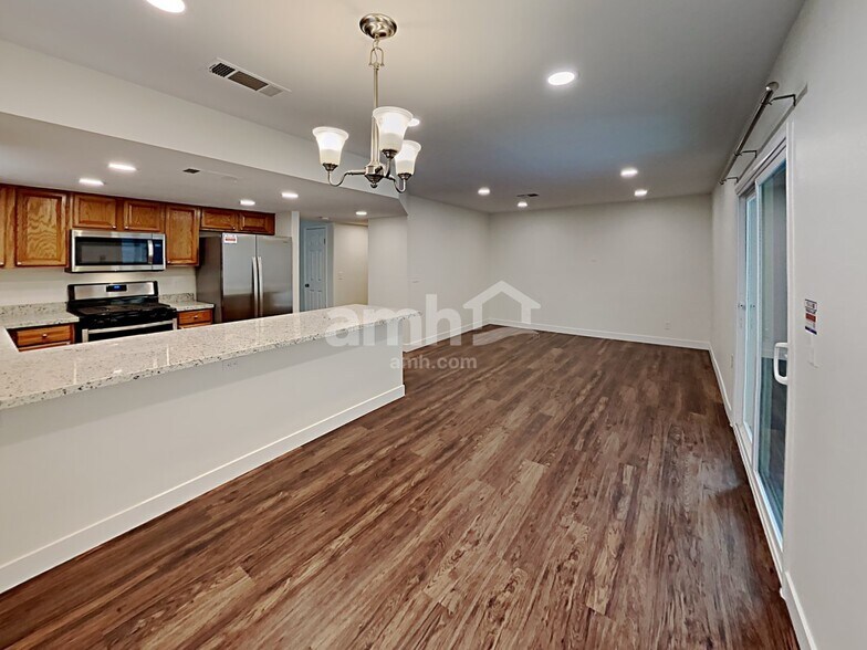 Building Photo - 9501 Amber Valley Ln