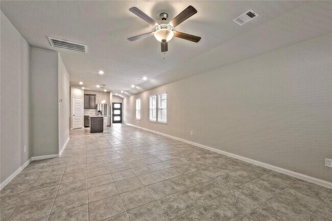 Building Photo - 17502 Rosette Grass Dr