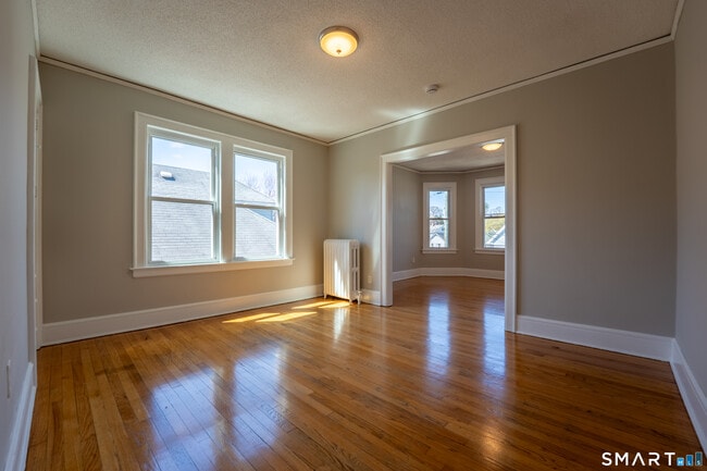 Building Photo - 47-49-49 Roxbury St