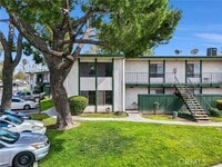 Building Photo - 1735 E Washington St