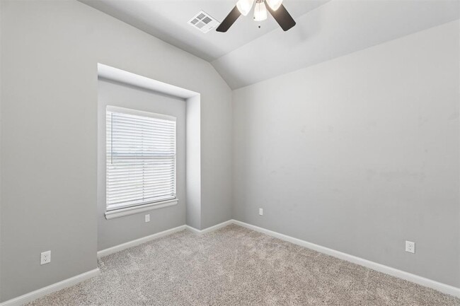 Building Photo - 625 N Cottontail Wy
