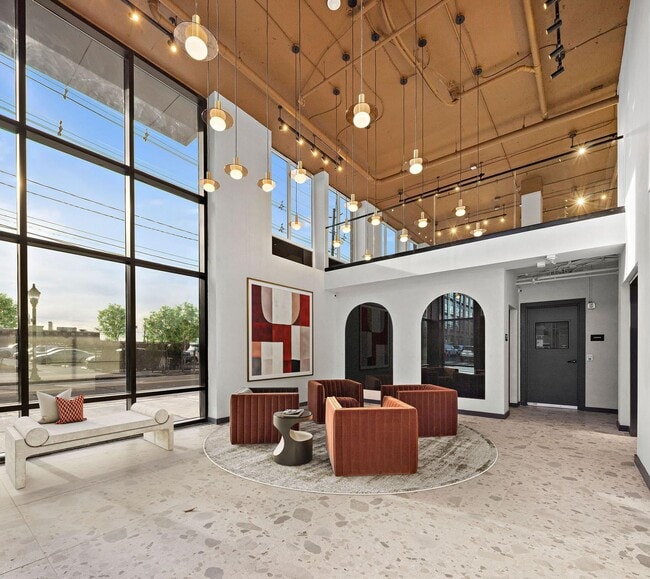 Building Photo - 1 Mallory Ave