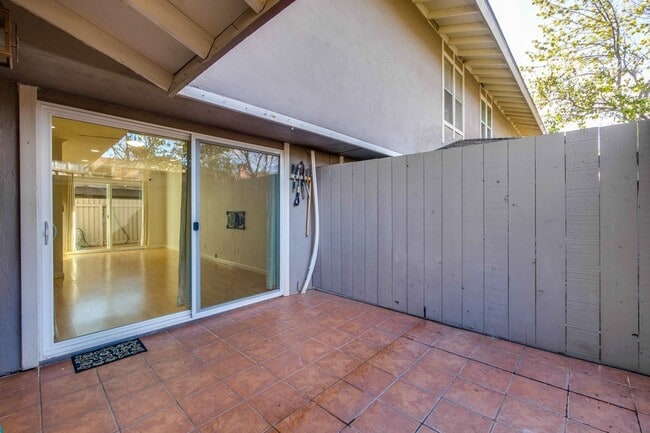 Building Photo - 2-Bed Cupertino Home with Private Yard, In-Unit Laundry, Pool and Clubhouse