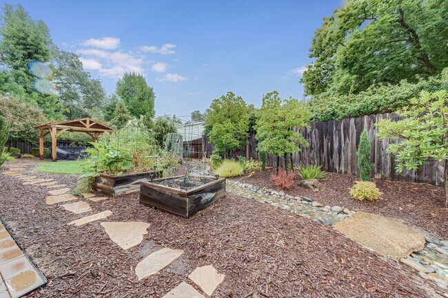 Building Photo - Utilities Included! Luxury Single-Story Ho...
