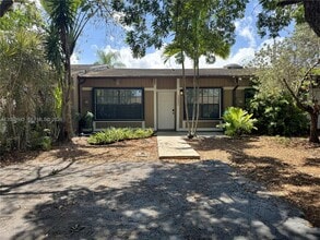 Building Photo - 13640 SW 102nd Ln