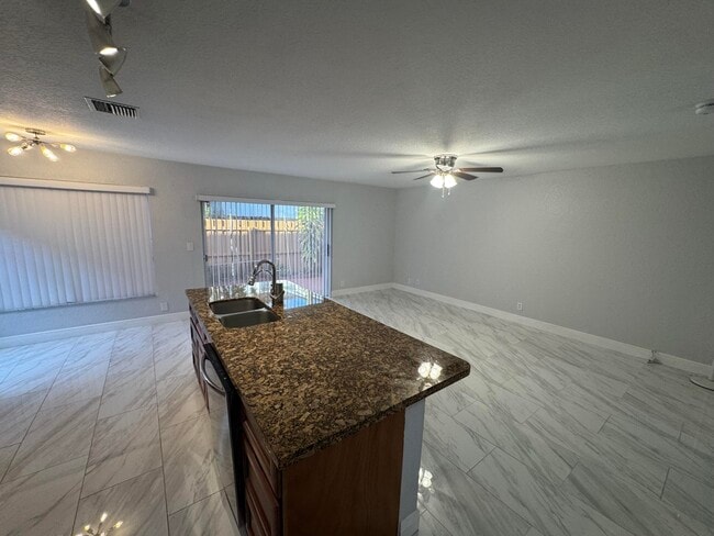 Building Photo - 10223 Serene Meadow Dr N