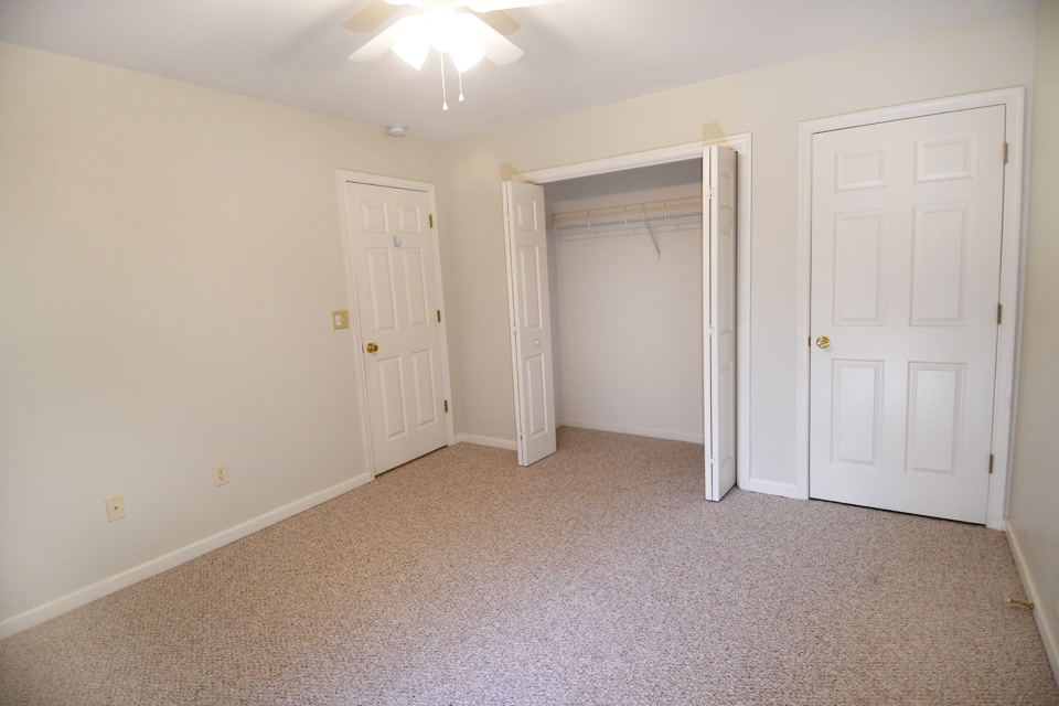 2nd bedroom - 135 Tobin Dr