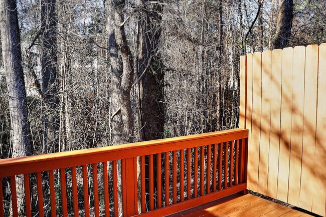 Building Photo - Spalding Co. Townhouse