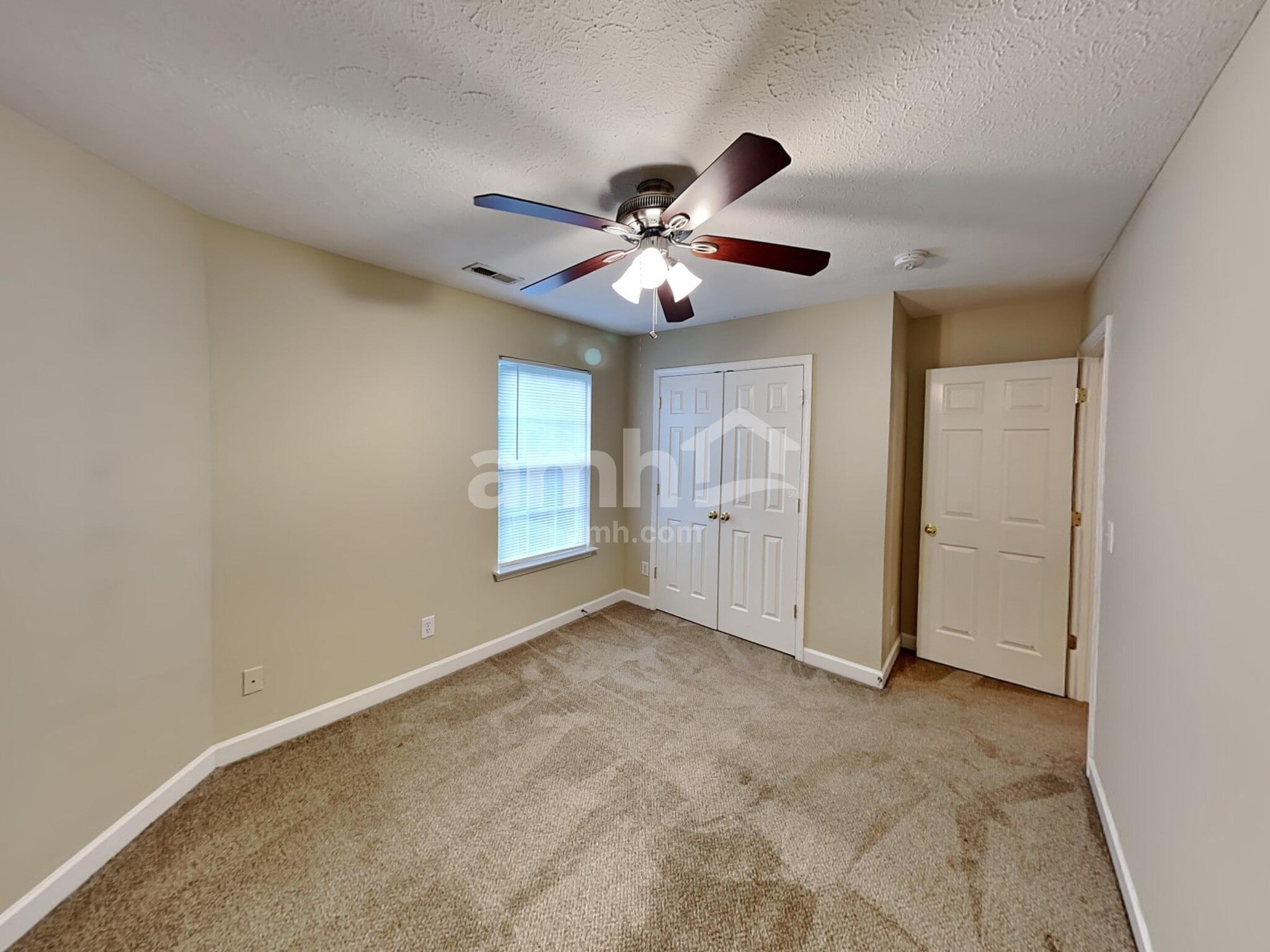 Building Photo - 533 Scotts Creek Trl