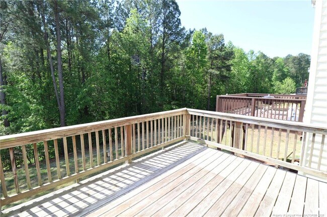 Building Photo - 244 Amber Acorn Ave