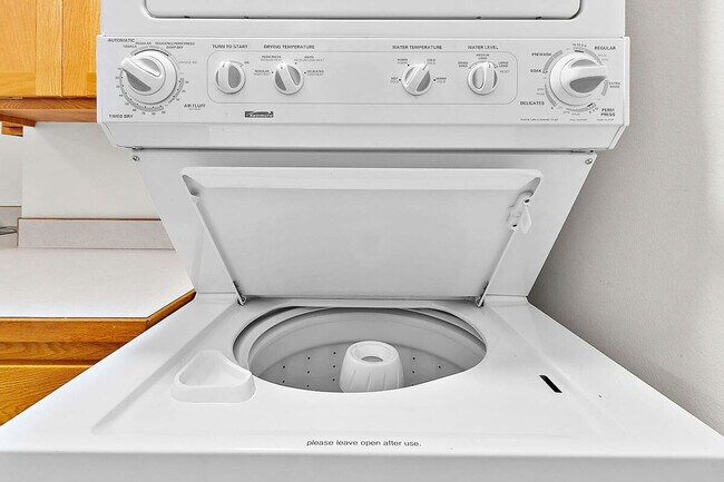 Building Photo - 2809 N Starr St