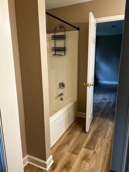 Building Photo - 32 Robbye Ln