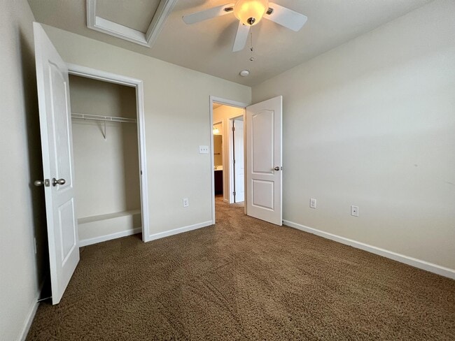 Building Photo - 326 Falcon Run