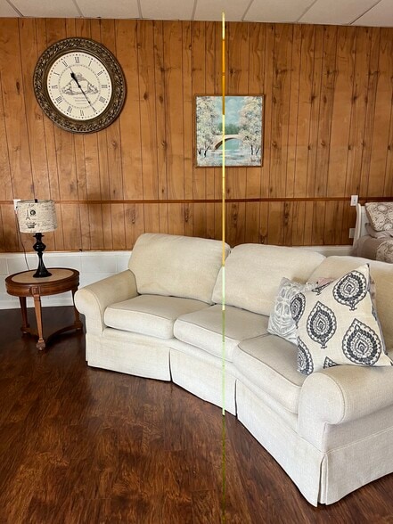 Building Photo - 5755 US Highway 17 N