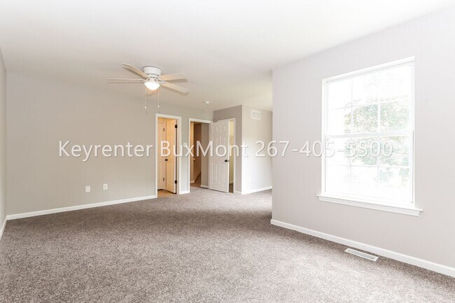 Building Photo - Updated Patriots Ridge Townhome