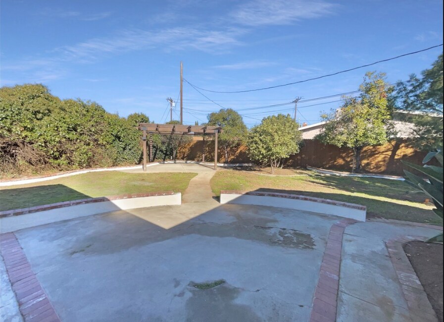 Building Photo - 354 Ponderosa Trail