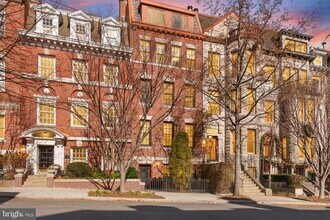 Building Photo - 2117 S St NW