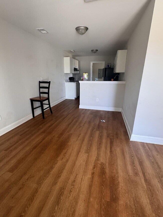 Building Photo - Cozy 2-Bed, 1-Bath Apartment in Easley – C...