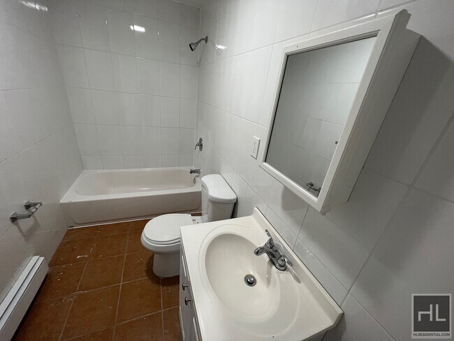 Building Photo - 3 AVENUE