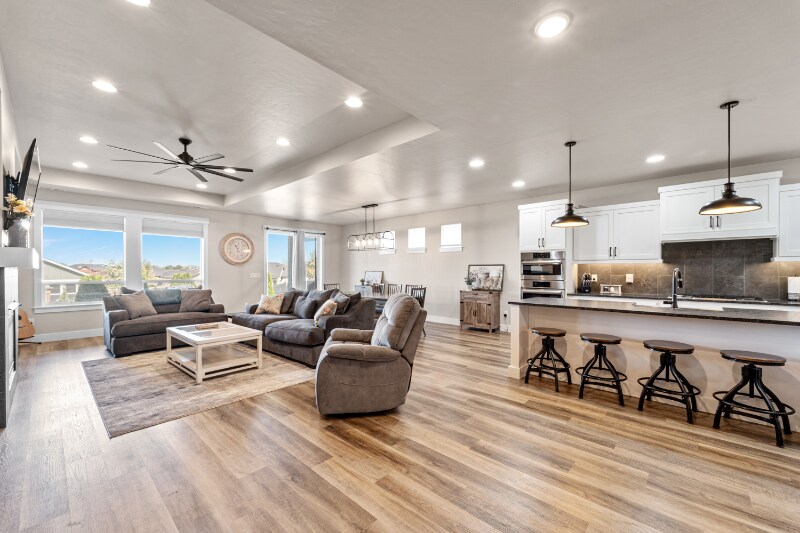 Building Photo - 3056 E Columbus River Ct