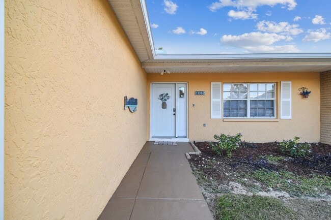 Building Photo - ***PRIVATE HEATED POOL*** Beautiful, Fully-Furnished 3-Bedroom Home Available April 1, 2026!   **...