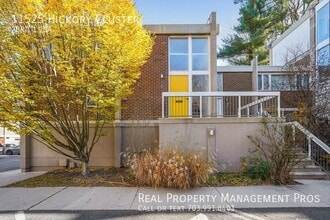 Building Photo - 11525 Hickory Cluster