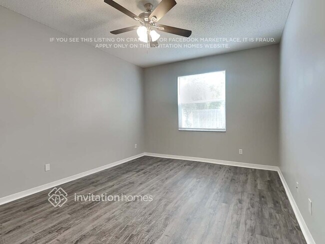 Building Photo - 10332 Goldenbrook Way