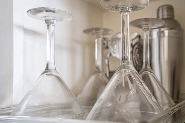 Building Photo - 1514 Bigelow Ave N