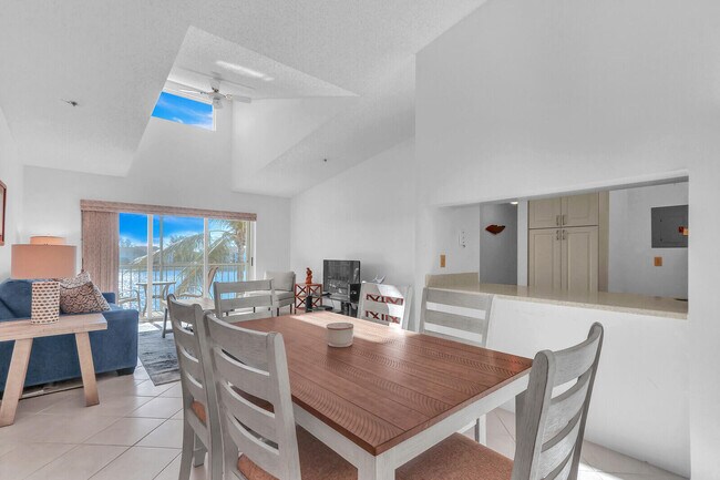 Building Photo - 4468 NE Ocean Blvd