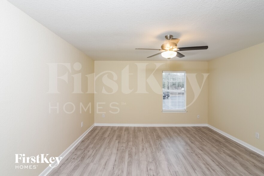 Building Photo - 5707 Fossil Canyon