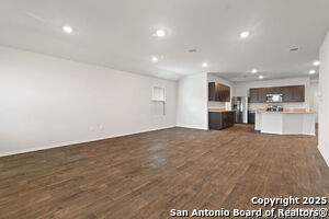 Building Photo - 832 Pronghorn Trl