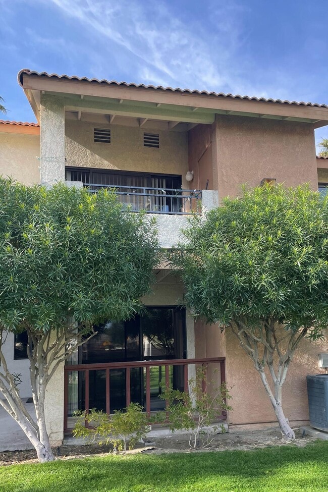 Building Photo - 78650 Ave 42